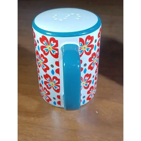 The Pioneer Woman Flea Market Salt & Pepper Shakers Excellent Condition - Picture 5 of 11